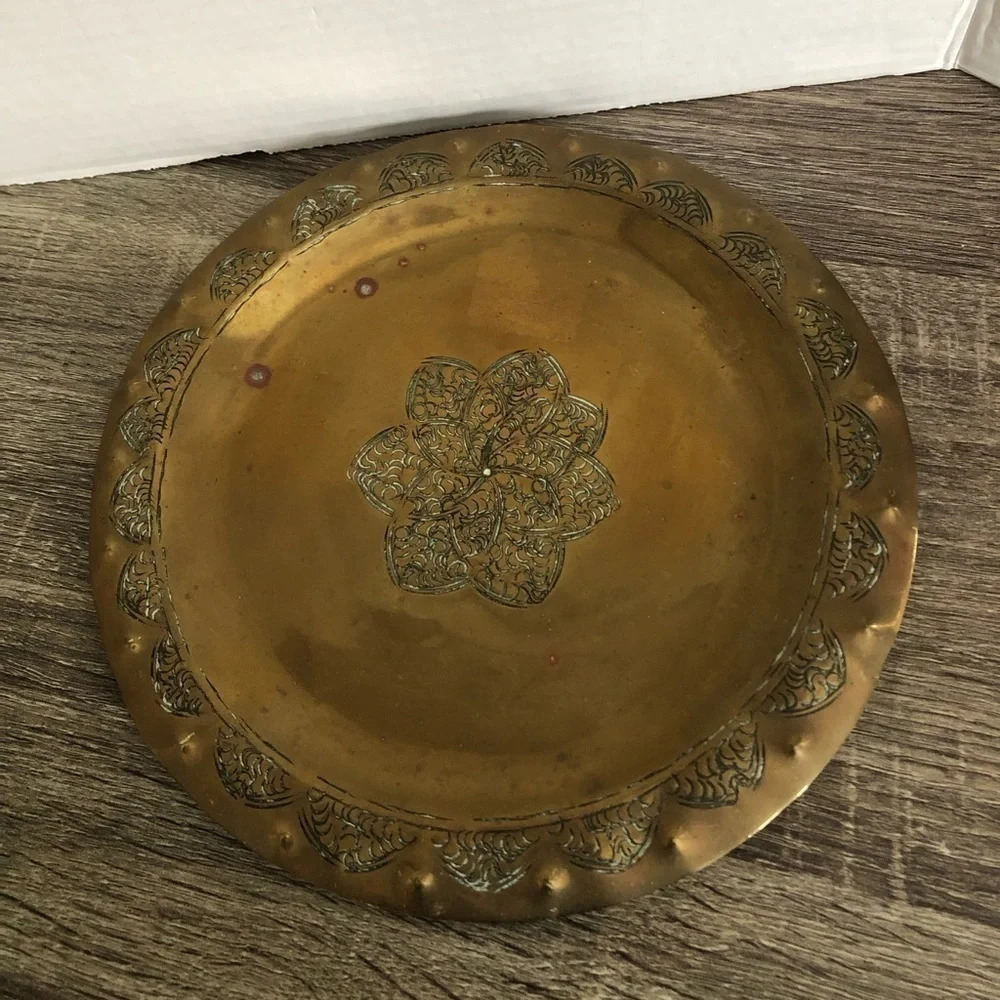 Vtg Brass Engraved Flower Wall Hanging